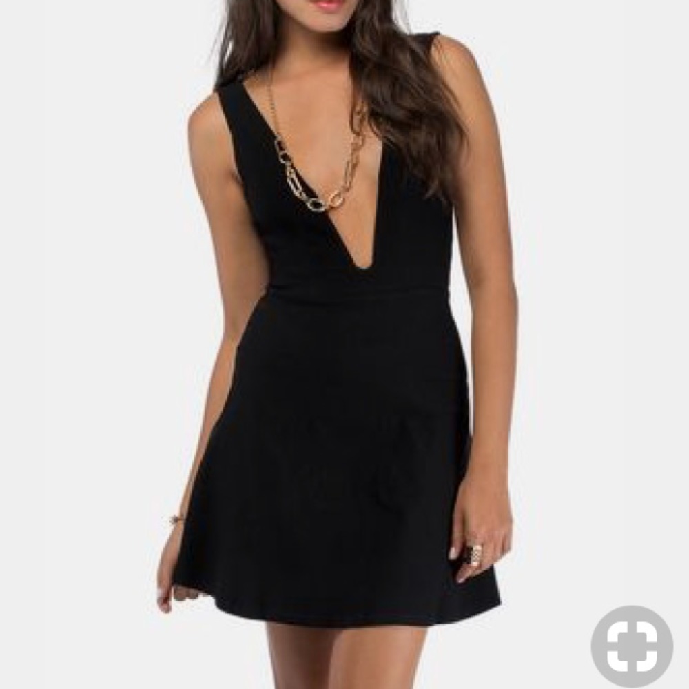 ✨ HOST PICK ✨ Black Tobi Dress